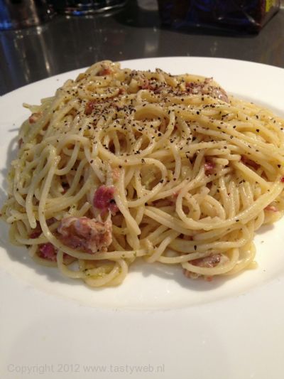 Foto: Pasta met Gambas, knoflook, tomaat en rucola